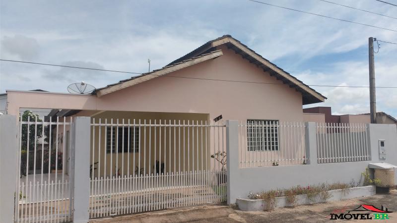 Foto principal: Vendo Casa no Lírios do Campo
