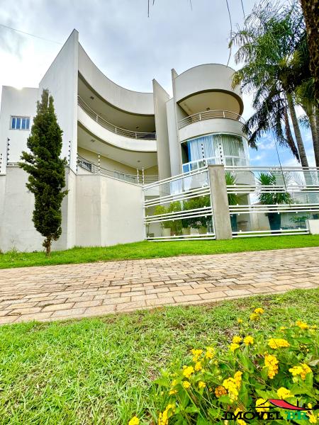 Foto principal: Apartamento à venda no centro de Nova Mutum