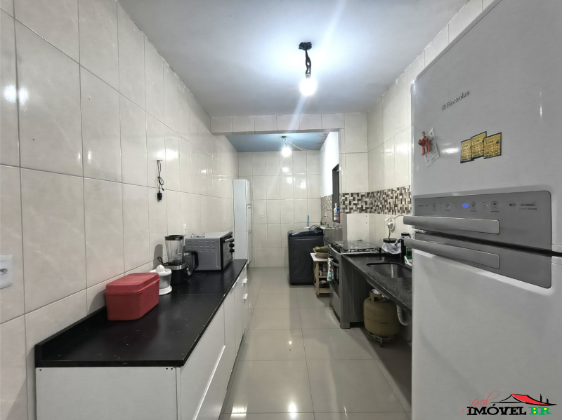 Sobrado com 4 Quartos na QN 12E – Espaço Perfeito para Sua Família — foto 2